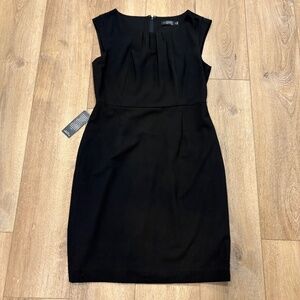 NWT 🌟THE LIMITIED🌟 CLASSIC SLEEVELESS SHEATH KNEE LENGTH DRESS BLACK SZ  10